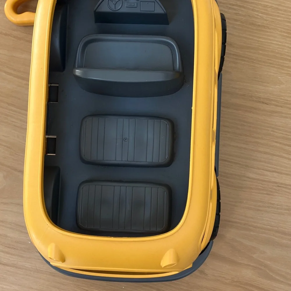 Green Toys Pull Along School Bus Wagon - Picture 5 of 7